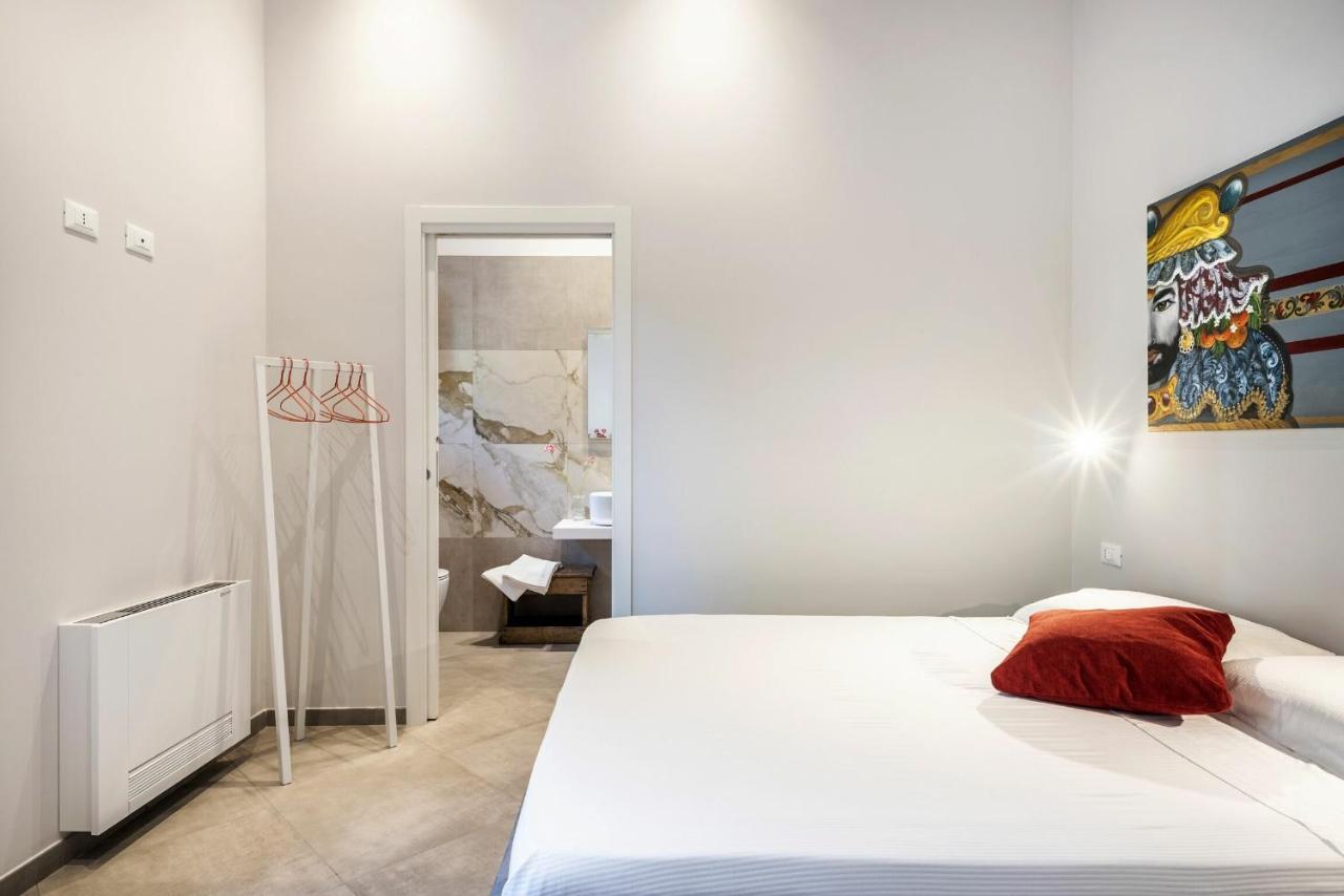 Villa Angelina - Charming Rooms & Apartments Trapani Kültér fotó