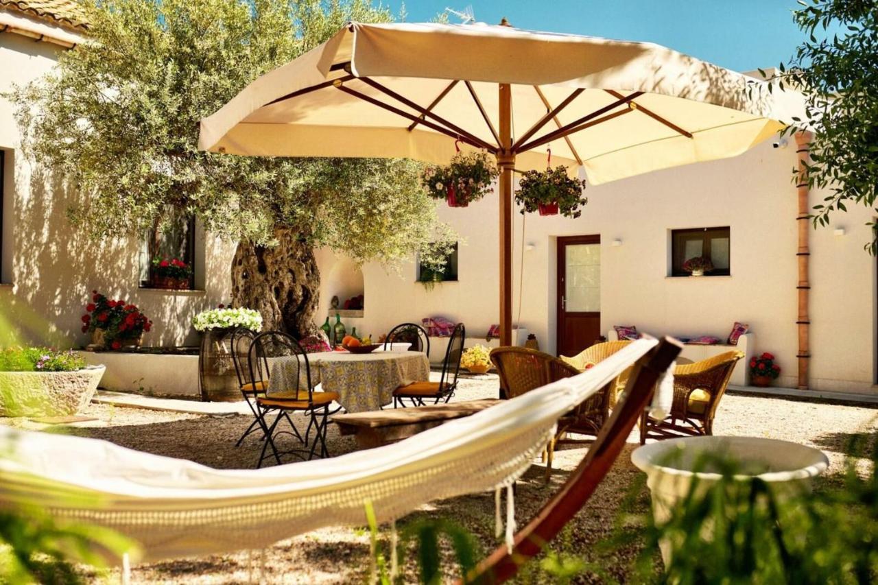 Villa Angelina - Charming Rooms & Apartments Trapani Kültér fotó