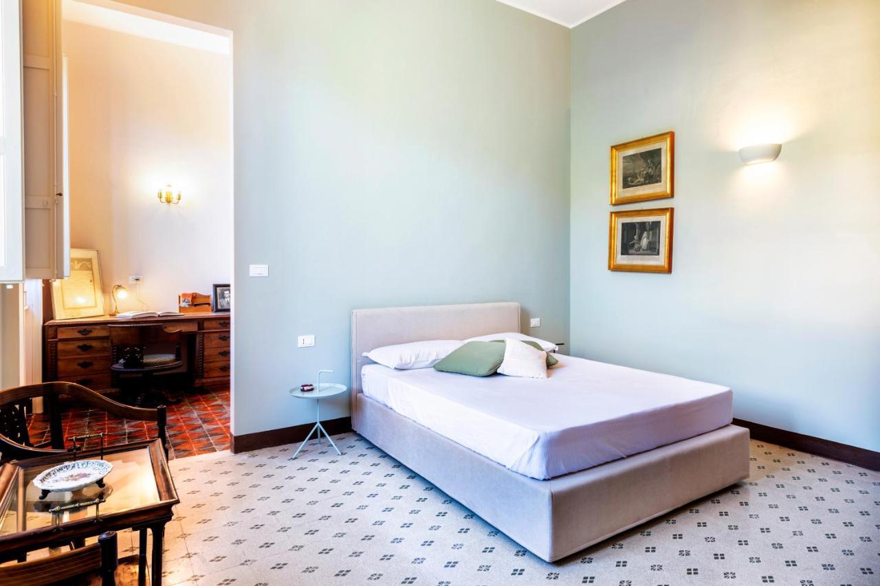 Villa Angelina - Charming Rooms & Apartments Trapani Kültér fotó